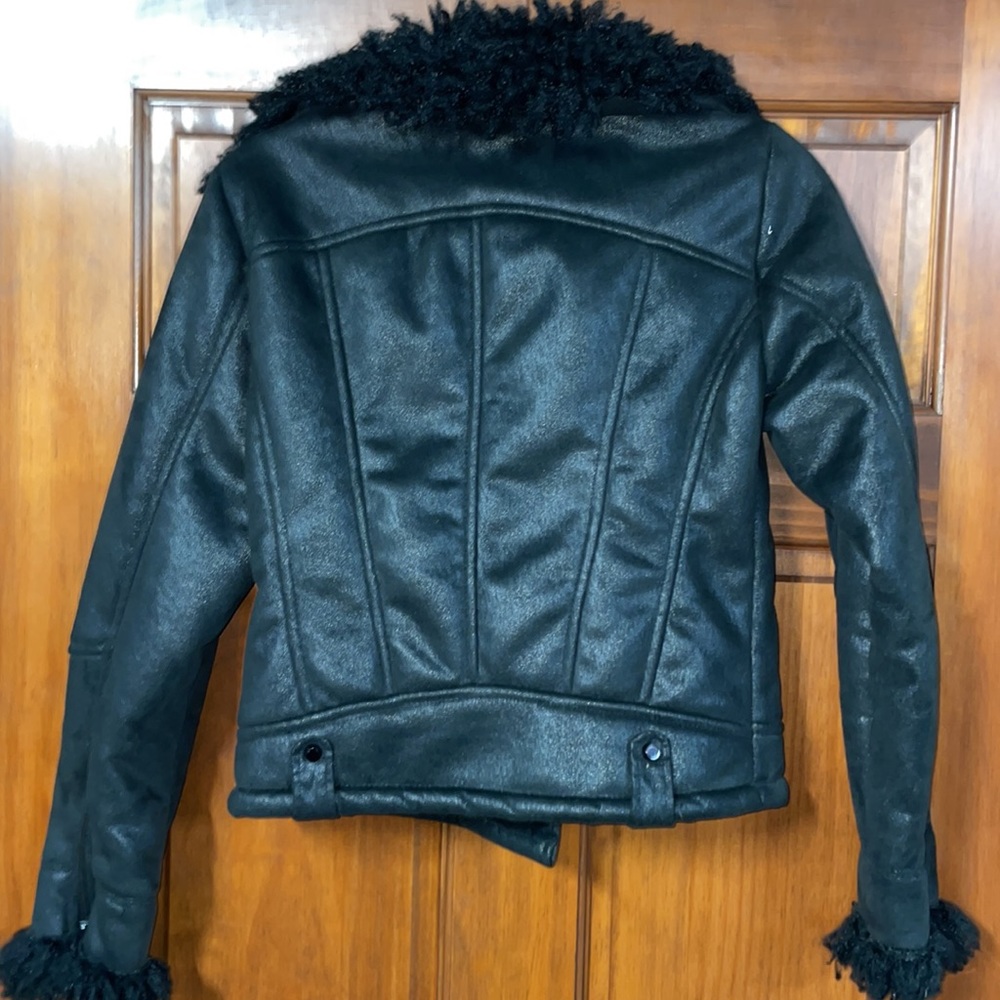 Cache Faux Fur Jacket - Picture 4 of 7